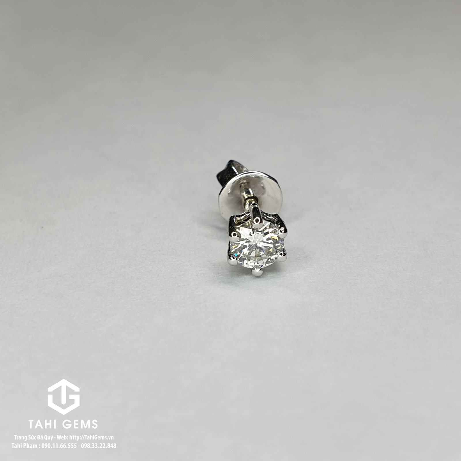 Kiểu hoa tai kim cương Solitaire  - Solitaire diamond earrings